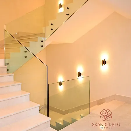 Hotel Skanderbeg 5*