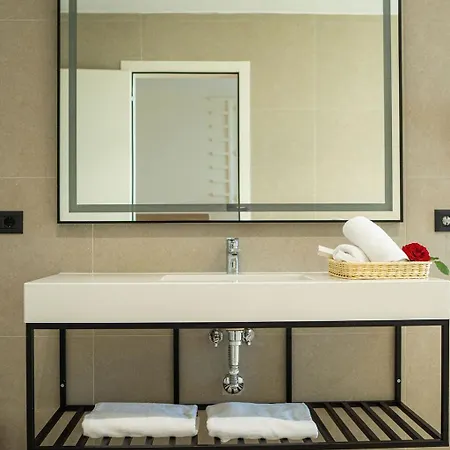 Skanderbeg Hotel 5*