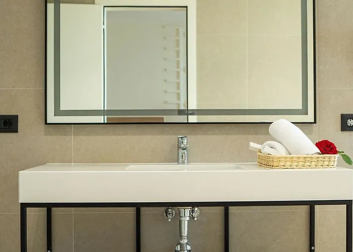Skanderbeg Hotel 5*