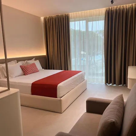 Hotel Skanderbeg Golem (Tirana)