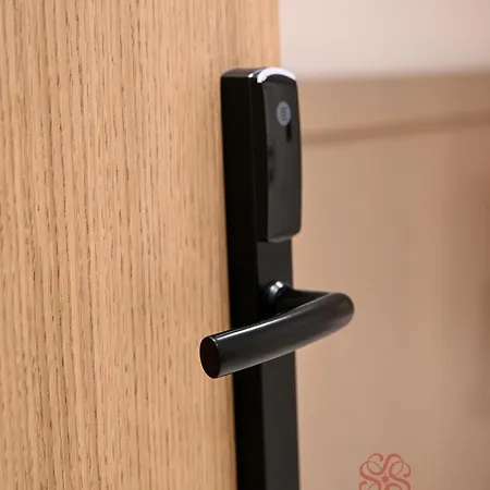 Hotel Skanderbeg Golem (Tirana)