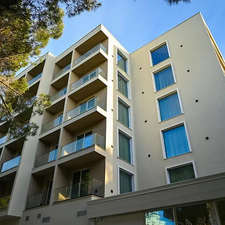 Hotel Skanderbeg Golem (Tirana)