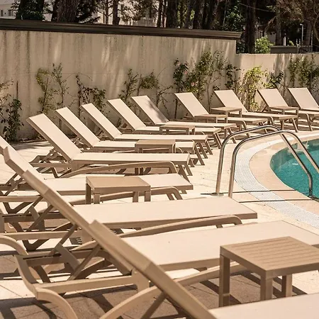 Skanderbeg Hotel Golem (Tirana)